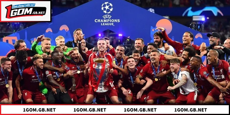 Liverpool - Biểu Tượng Bóng Đá Anh Với Lịch Sử Hào Hùng Phong cách thi và triết lý bóng đá riêng biệt